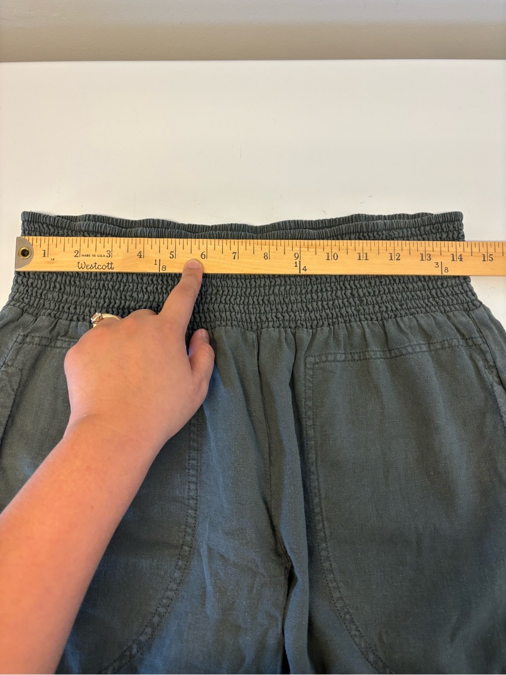 Pilcro The Reese Smocked Barrel Linen Blend Pants Women’s Size Medium - Picture 9 of 11